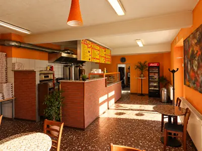 2011 02